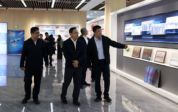 中國鋼研黨委副書記、總經(jīng)理高宏斌一行 到航產(chǎn)集團調(diào)研